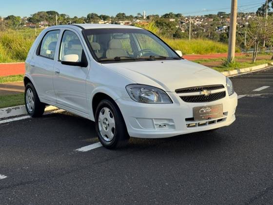 CHEVROLET CELTA 1.0 MPFI LT 8V FLEX 4P MANUAL CHEVROLET CELTA 1.0 MPFI LT 8V FLEX 4P MANUAL